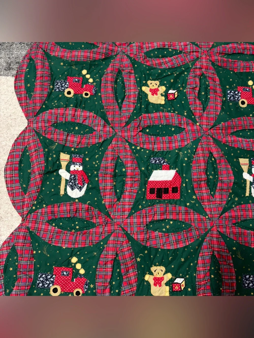 Vtg Hand-Sewn Christmas Quilt Double Wedding Ring Red Green Snowman Train 62x49